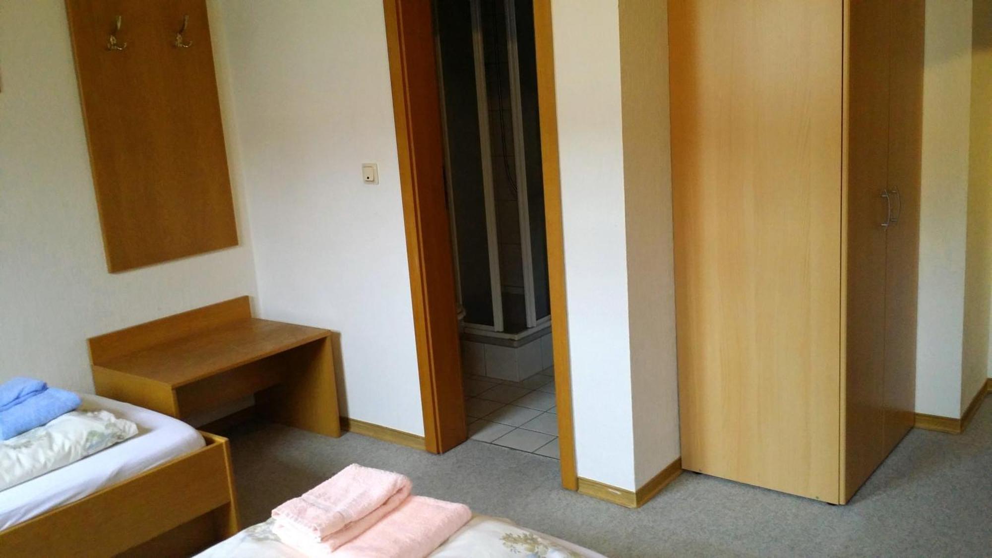 Landgasthof Zum Hirschen Hafenlohr Kamer foto