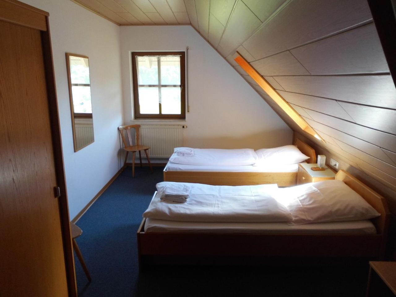Landgasthof Zum Hirschen Hafenlohr Buitenkant foto