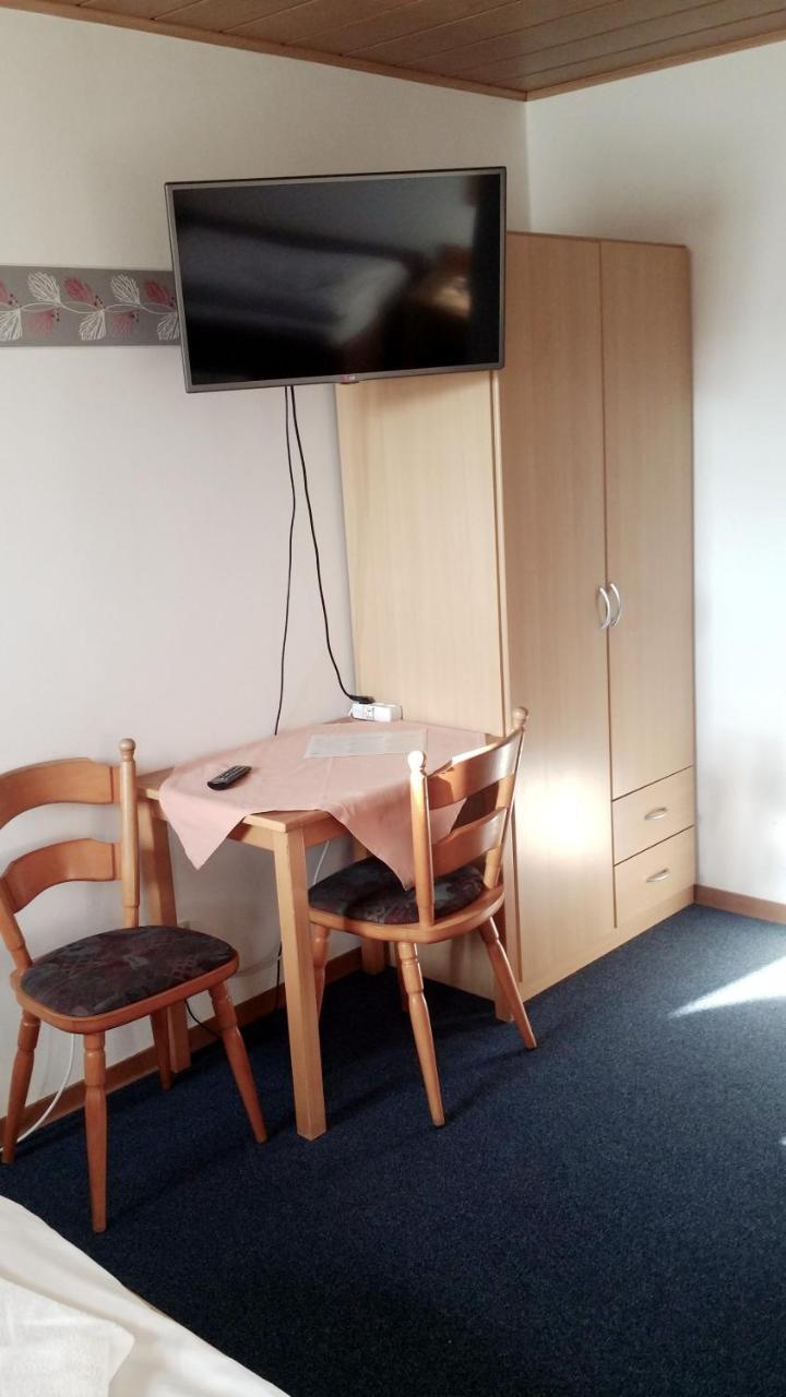 Landgasthof Zum Hirschen Hafenlohr Buitenkant foto